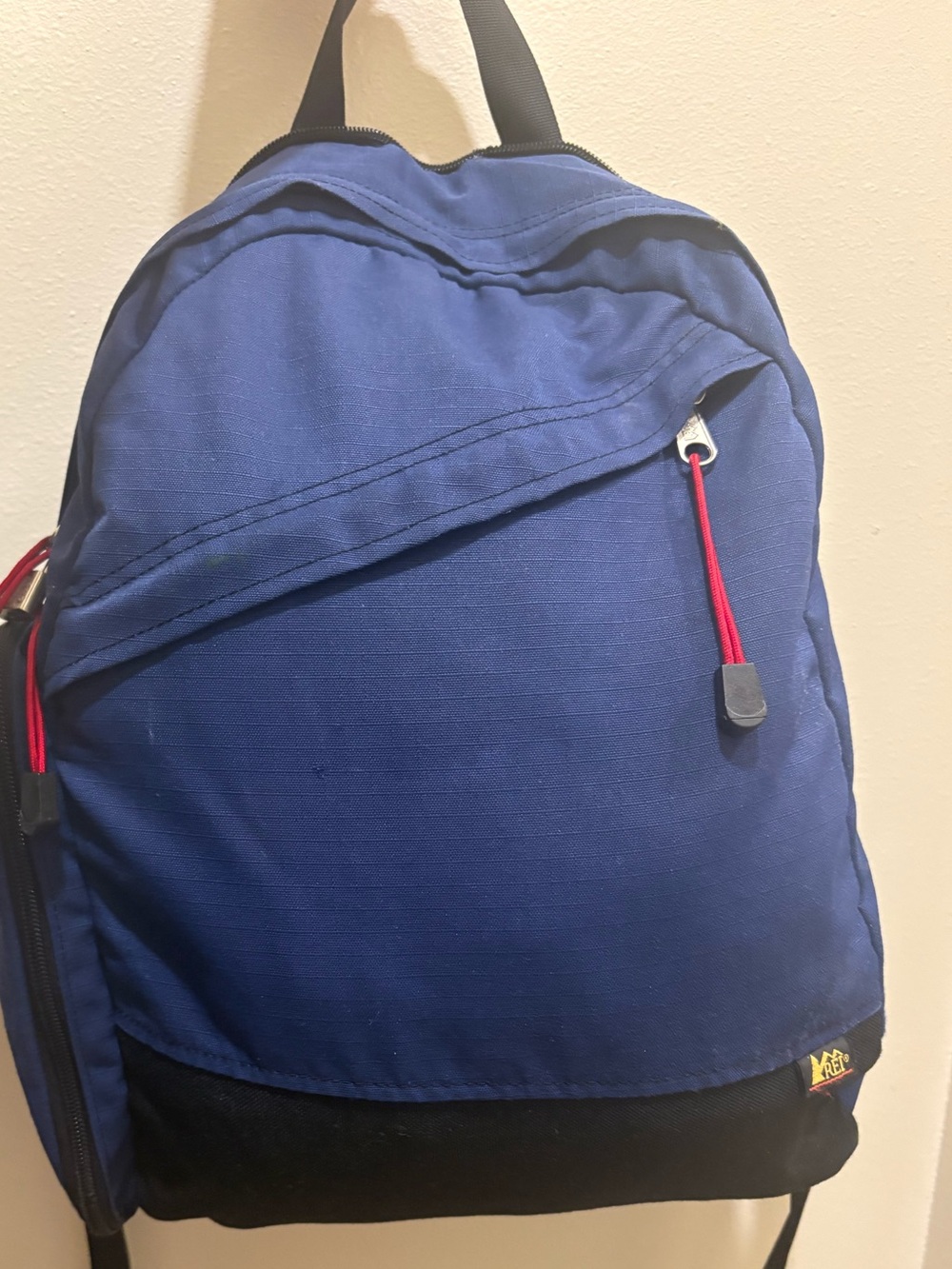 Vintage REI standard day pack in blue, good condition,